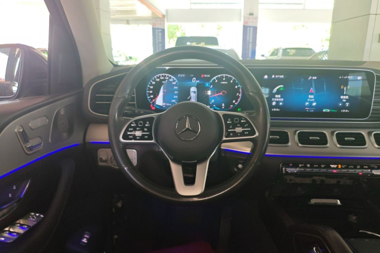 奔驰GLE 2020款 GLE 350 4MATIC 动感型特别版局部细节13