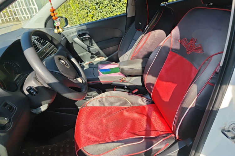 大众 Polo 2014款 1.6L 自动舒适版中控内饰19