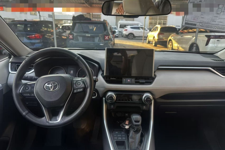 丰田 威兰达 2020款 2.0L CVT四驱豪华版中控内饰7002