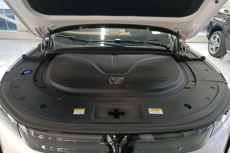 岚图汽车 岚图FREE 2025款 FREE+ 四驱乾崑版局部细节24