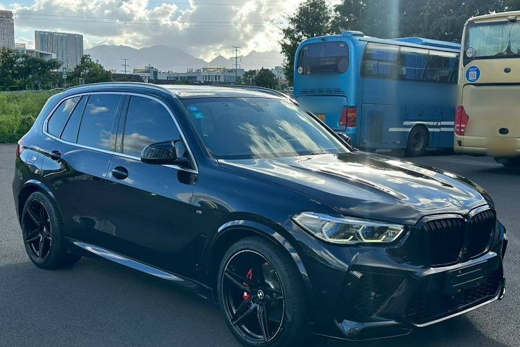 宝马X5(进口) 2020款 xDrive40i M运动套装车身外观6002