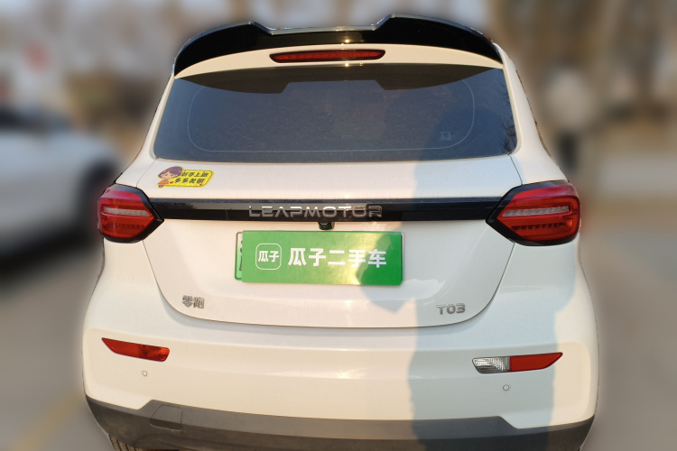 零跑汽车 零跑T03 2024款 200轻享版车身外观6