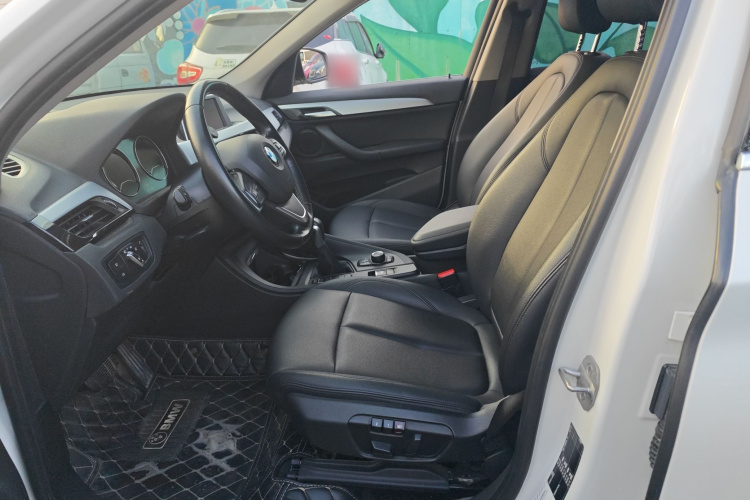 宝马X1 2019款 sDrive20Li 领先型局部细节19