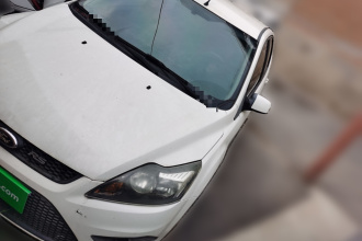 福特 福克斯 2013款 两厢经典 1.8L 手动基本型