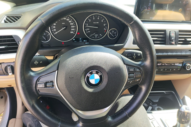 宝马3系GT 2014款 320i 领先型局部细节13