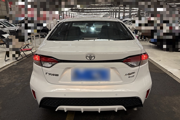 丰田 雷凌 2023款 185T CVT运动版车身外观6003