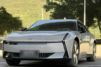 小鹏P7 2025款 750 四驱高性能 Ultra