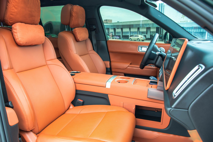 理想汽车 理想L9 2024款 Ultra中控内饰7013