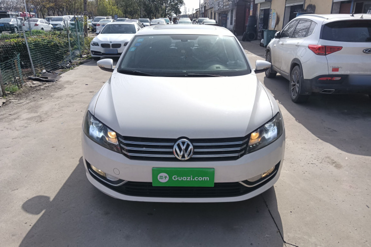 大众 帕萨特 2015款 1.8TSI DSG尊荣版车身外观2