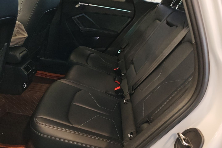 奥迪Q3 2024款 35 TFSI 进取动感型中控内饰21