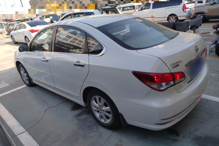 日产 轩逸 2012款 经典 1.6XL 自动豪华版车身外观6003