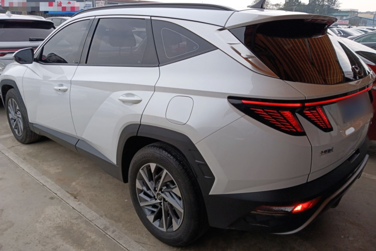 现代 2023款 途胜L 1.5T 自动两驱GLX精英版车身外观6001