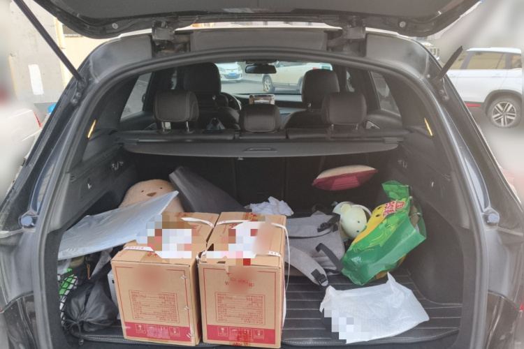 奔驰GLC 2018款 GLC 200 4MATIC中控内饰23