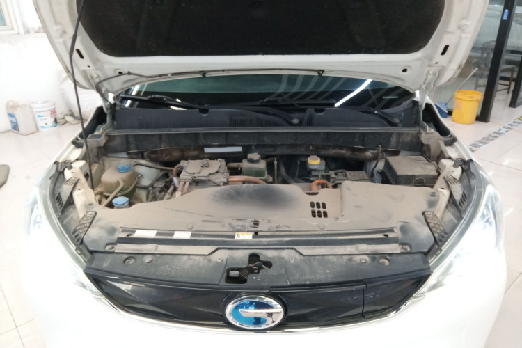 埃安 传祺GE3 2017款 310 智享版机舱底盘24