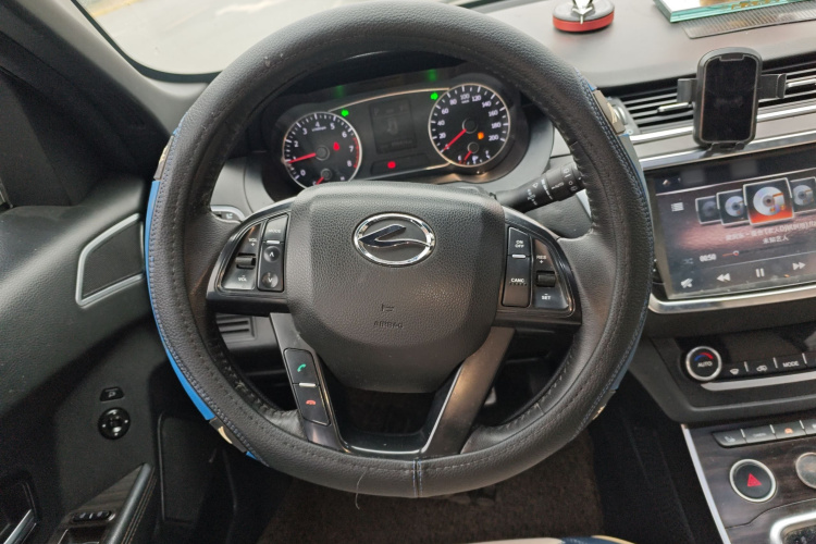 陆风X7 2015款 2.0T 全景尊贵版局部细节13