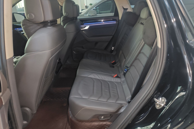 大众 途锐 2020款 2.0TSI 锐尚版 国VI中控内饰21