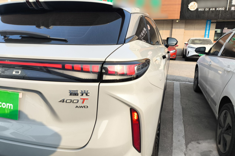 星途瑶光 2023款 400T 四驱奢享版车身外观9
