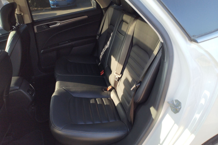 福特 蒙迪欧 2017款 EcoBoost 200 时尚型中控内饰7004