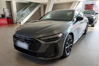 奥迪A5L 2026款 2.0T 运动版 Plus