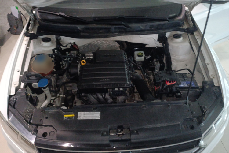 大众 宝来 2018款 1.5L 自动舒适型机舱底盘24