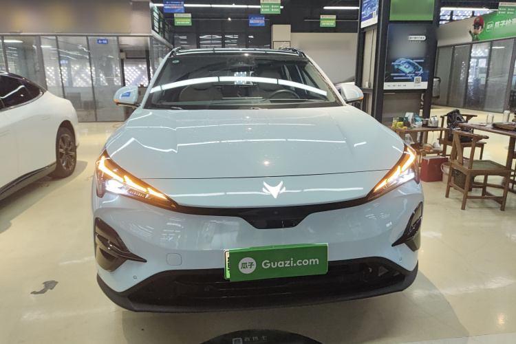 ARCFOX极狐 极狐 阿尔法T5(ARCFOX αT5) 2024款 520 MAX车身外观2