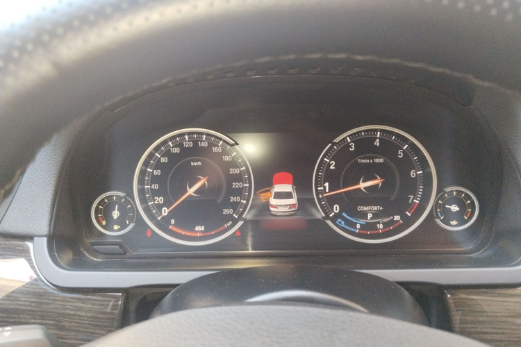 宝马7系 2014款 730Li 臻享型局部细节14