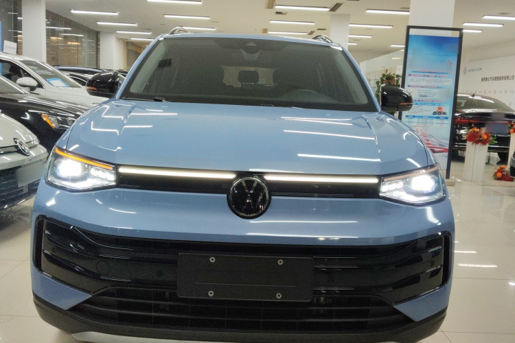 大众 途岳 2025款 新锐 300TSI 锐享版车身外观2