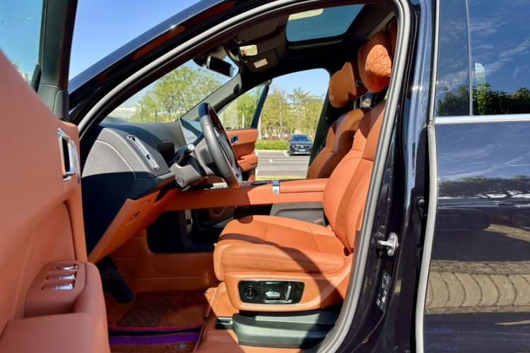 理想汽车 理想L9 2024款 Pro中控内饰7003