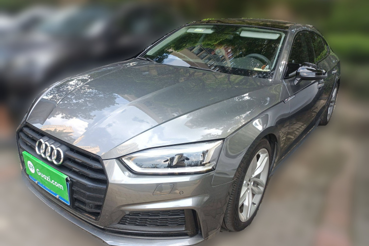 奥迪A5 2019款 Sportback 45 TFSI 时尚型车身外观1