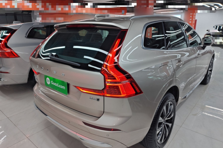 沃尔沃XC60 2025款 B5 四驱智远豪华版车身外观6005