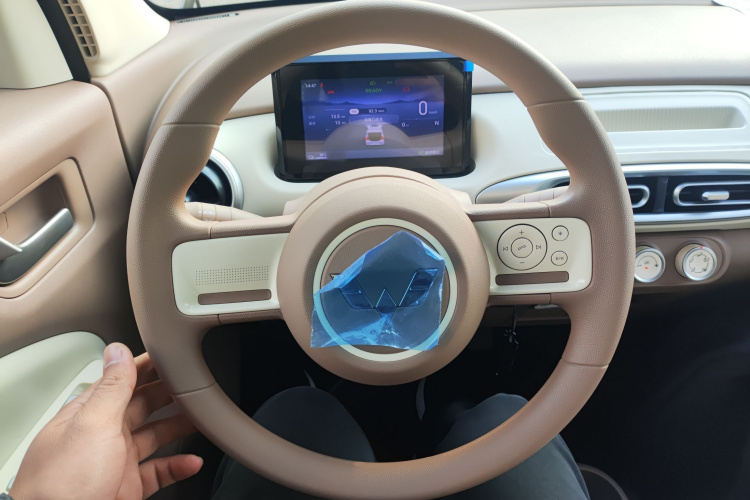 五菱汽车 宏光MINIEV 2025款 四门版 进阶款中控内饰13