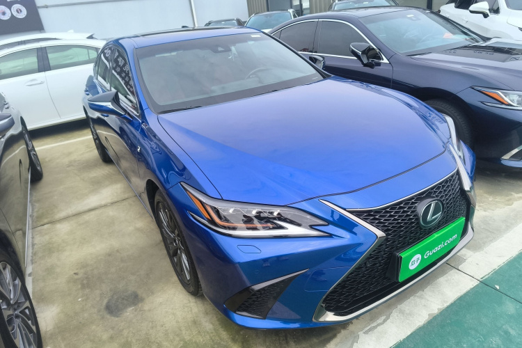 雷克萨斯ES 2020款 260 F SPORT车身外观6002