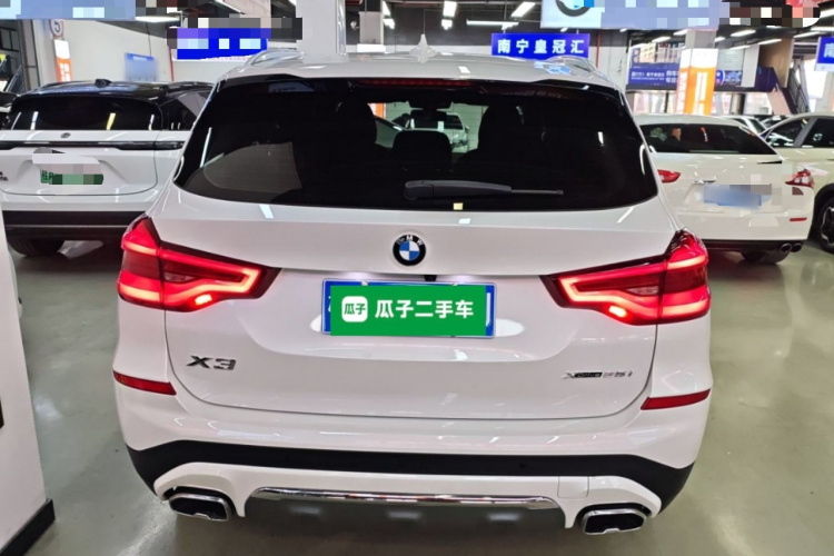 宝马X3 2021款 xDrive25i 豪华套装车身外观6