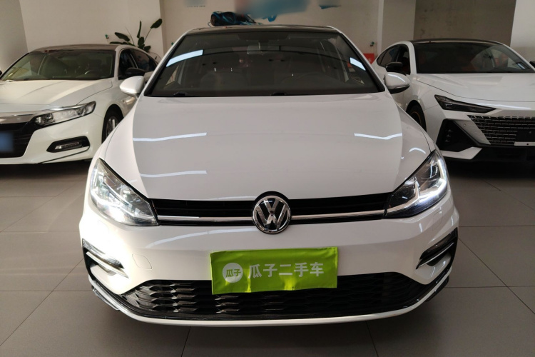 大众 高尔夫 2018款 280TSI 自动R-Line型车身外观2