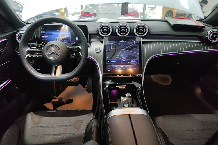奔驰C级 2024款 改款二 C 260 L 运动版中控内饰7002