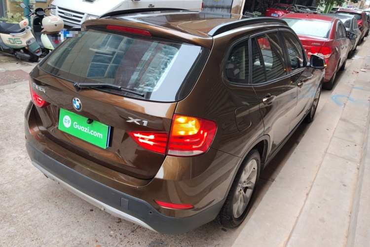 宝马X1 2013款 sDrive18i 时尚型车身外观7