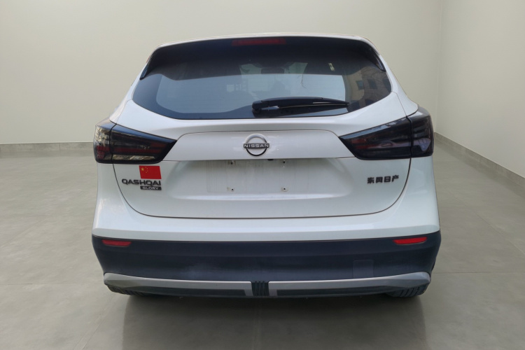 日产 逍客 2025款 荣誉 2.0L CVT XV+领先版车身外观6