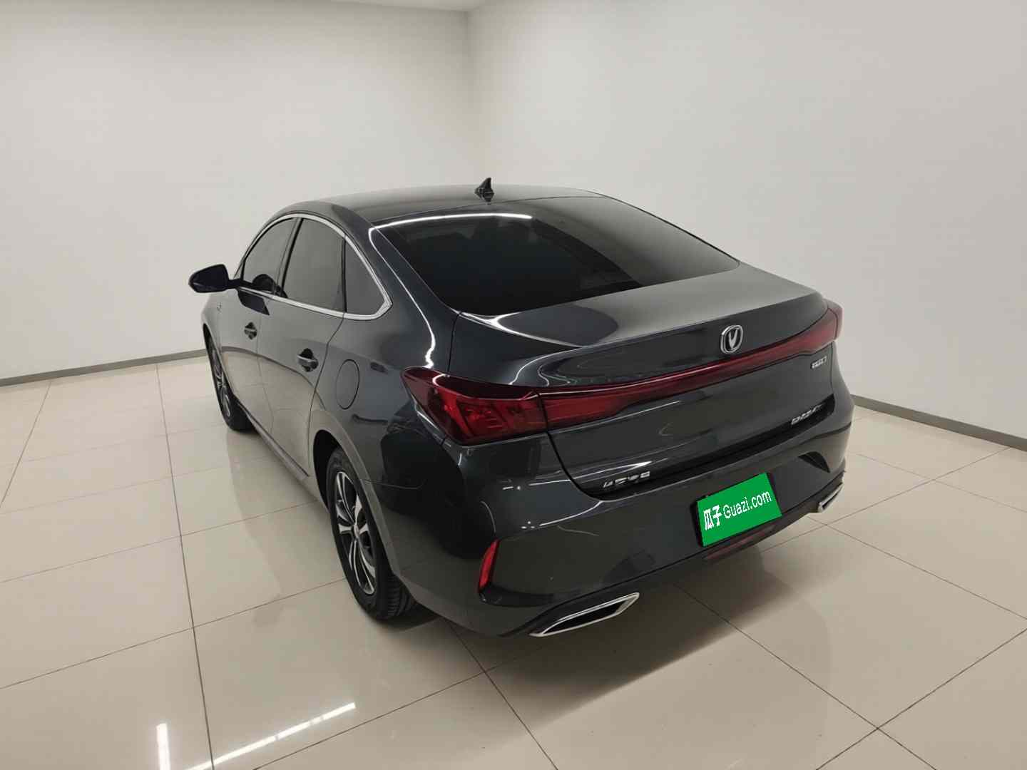 长安 逸动 2024款 PLUS 蓝鲸NE 1.4T GDI DCT高能版(3)