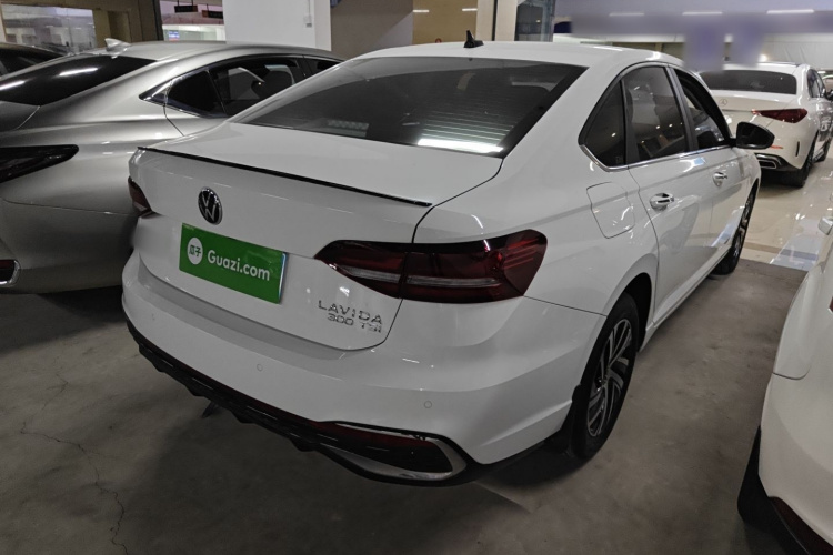 大众 朗逸 2023款 300TSI DSG星空满逸版车身外观7