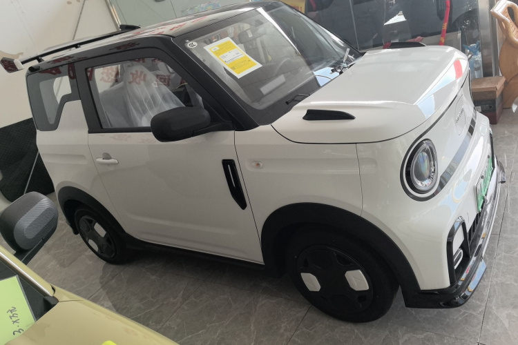 吉利银河 2025款 210km 熊猫卡丁车身外观6002