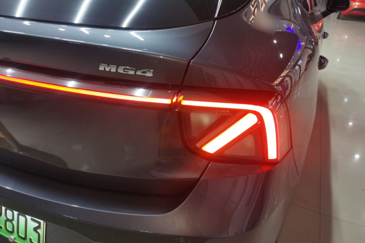 名爵 MG4 EV 2026款 437 自由版车身外观9