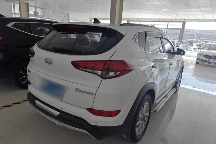 现代 途胜 2015款 1.6T 双离合两驱智能型车身外观6003