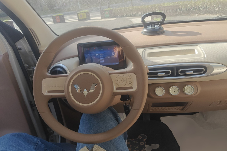 五菱汽车 宏光MINIEV 2025款 四门版 进阶款中控内饰12