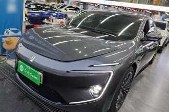 阿维塔12 2025款 Ultra增程版