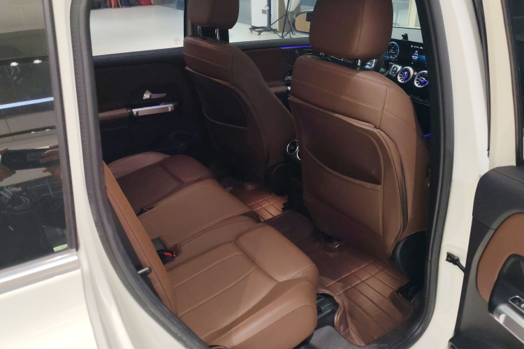 奔驰GLB 2020款 改款 GLB 200 时尚型中控内饰7003