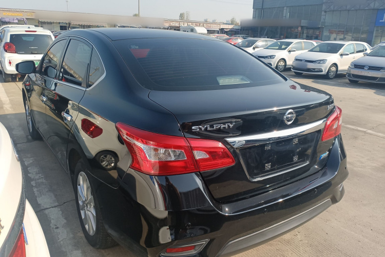 日产 轩逸 2019款 1.6XV CVT智联尊享版 国VI车身外观4