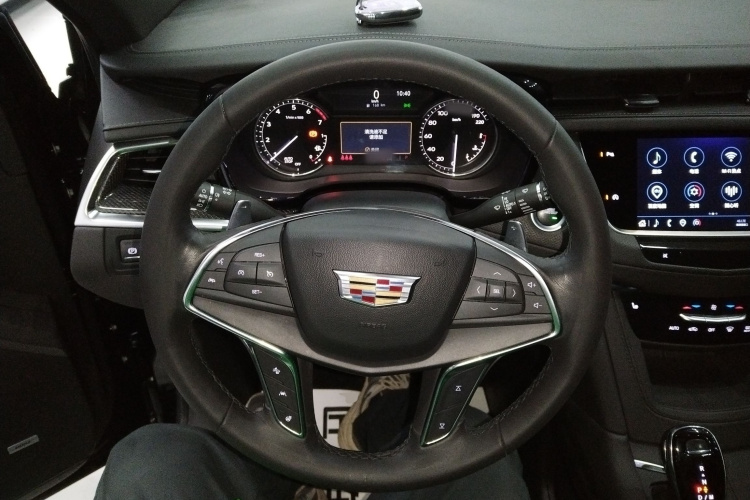 凯迪拉克XT5 2022款 2.0T 四驱豪华型（蜂鸟版）中控内饰13