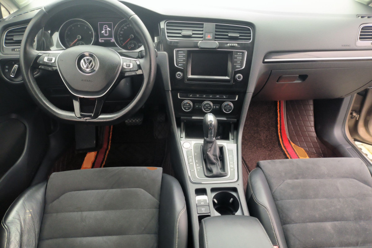 大众 高尔夫 2014款 1.4TSI 自动旗舰型中控内饰12