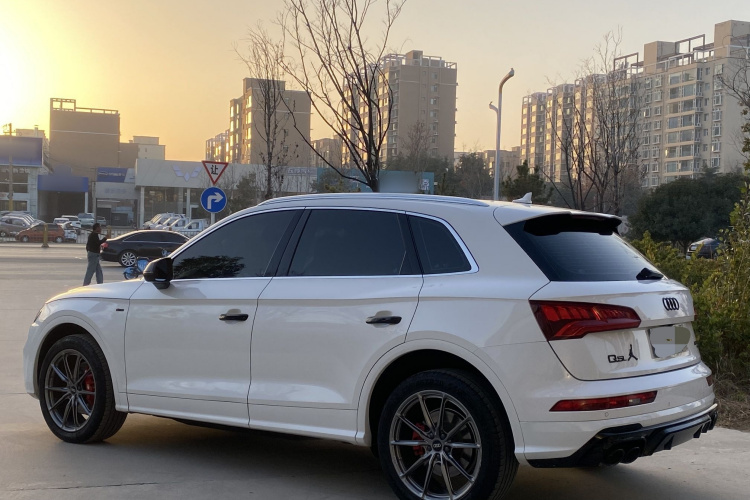 奥迪Q5L 2018款 45 TFSI 尊享时尚型 国VI车身外观6003
