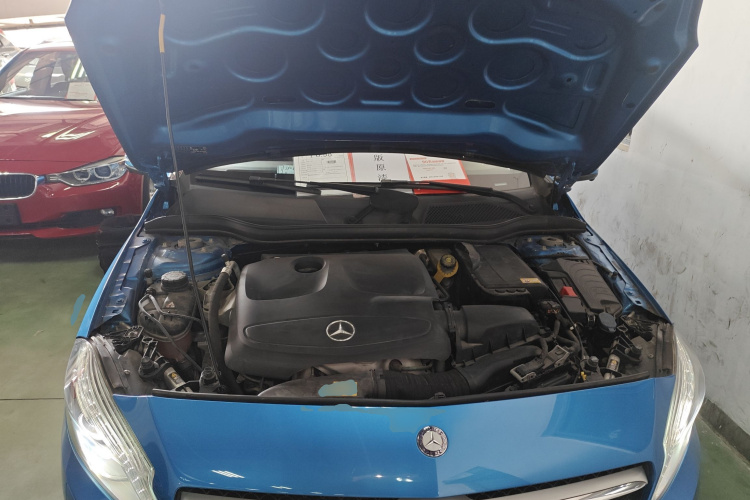 奔驰A级(进口) 2015款 A 200 时尚型局部细节24